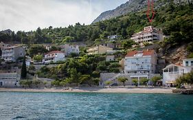 Larus-M Apartments